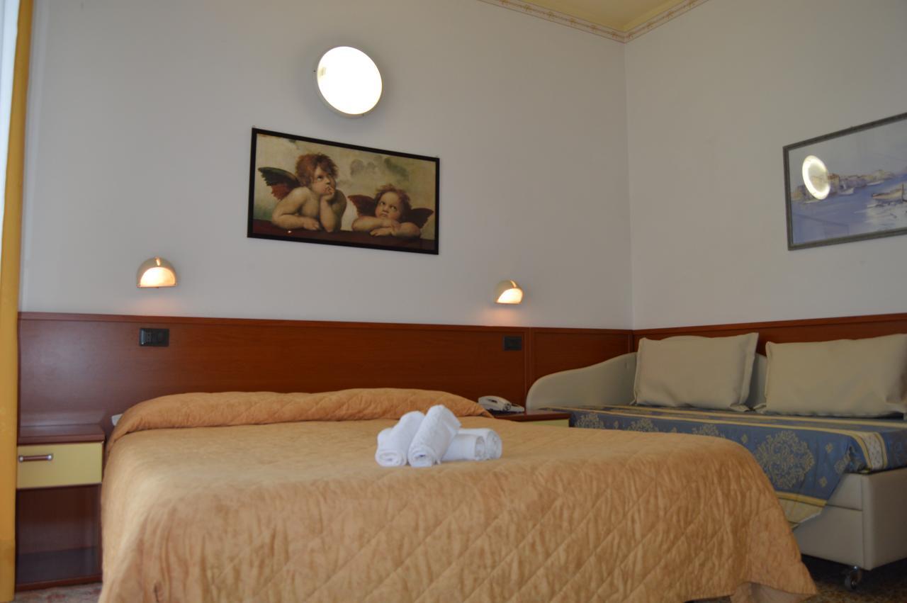 Standard Dreibettzimmer