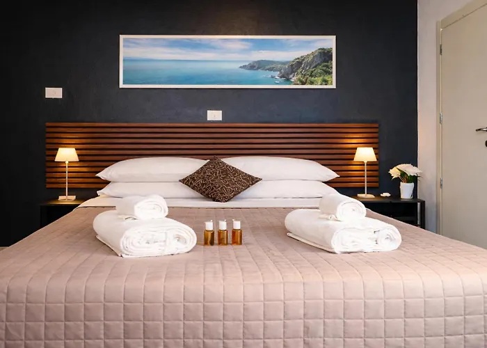 Hotel Dinkli